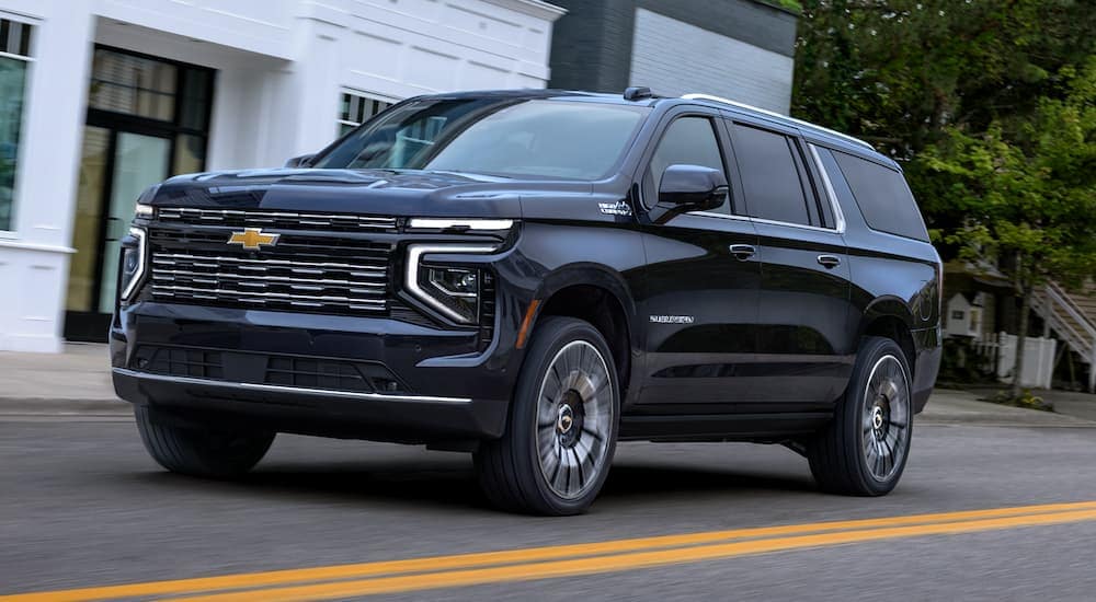 2024-Chevy-Suburban-2025-tah-sub-exterior-02